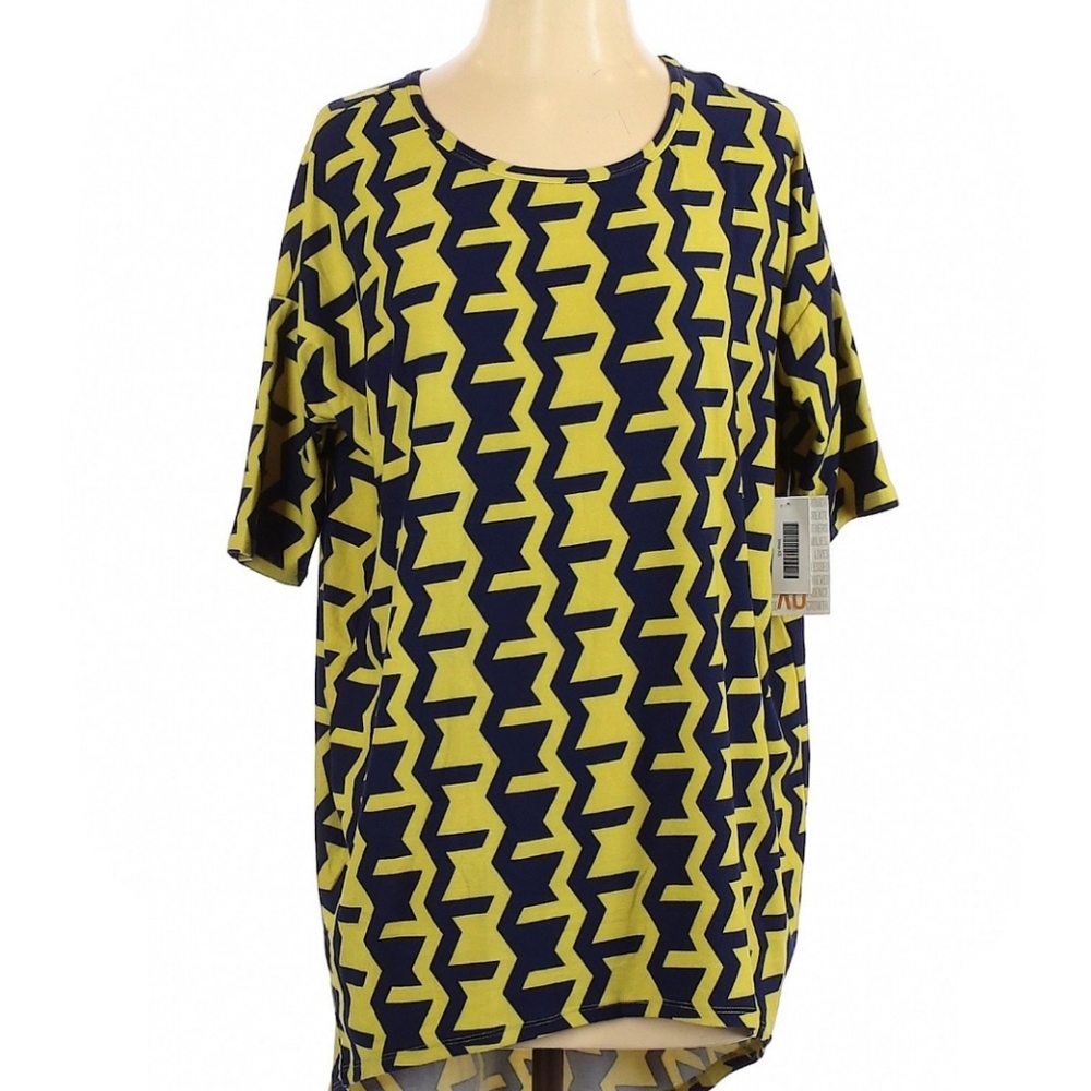2/$20 LulaRoe Irma Shirt